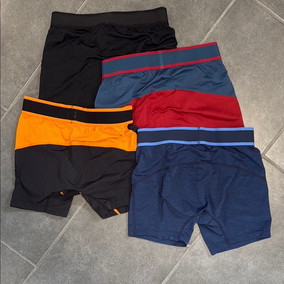 Saxx Kinetic Boxer Briefs 4 Pack Small - Picture 7 of 9